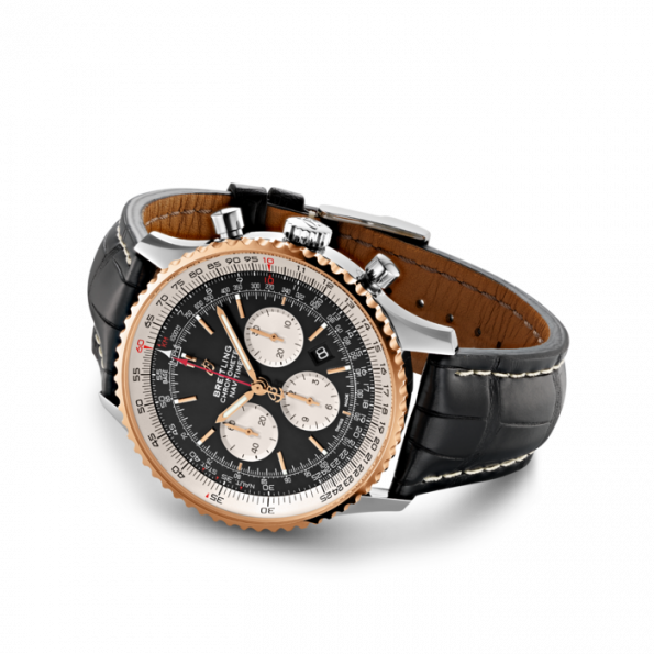 ub0127211b1p2-navitimer-b01-chronograph-46-rolled-up-1-595x595